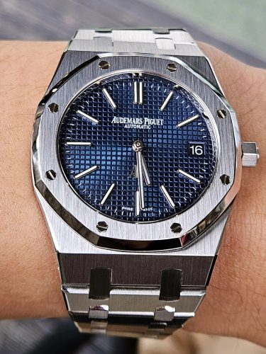 Audemars Piguet Royal Oak 15500ST “Blue Dial” Perfect Duplicate Edition photo review