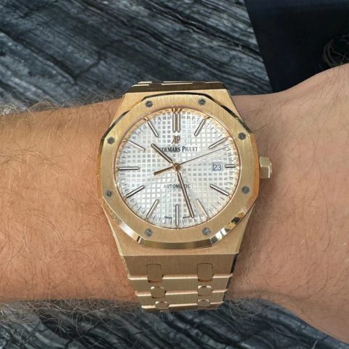 Audemars Piguet Royal Oak 15400OR.OO.1220OR.02 High-End Replica 1:1 photo review