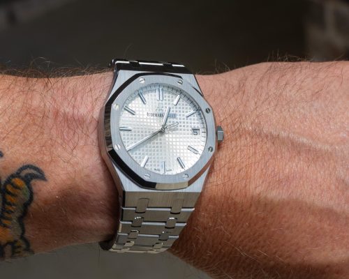 Audemars Piguet Royal Oak 15500ST.OO.1220ST.03 “Blue Dial” Premium Replica 1:1 photo review