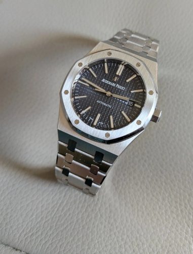 Audemars Piguet Royal Oak 15400ST.OO.1220ST.04 Deluxe Replica Edition photo review