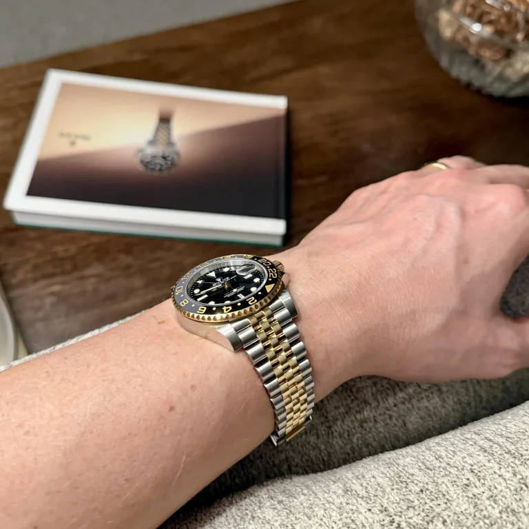 Superclone Rolex GMT-Master II Black Dial “Zombie” 126713GRNR photo review