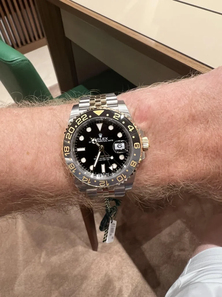 Superclone Rolex GMT-Master II Black Dial “Zombie” 126713GRNR photo review