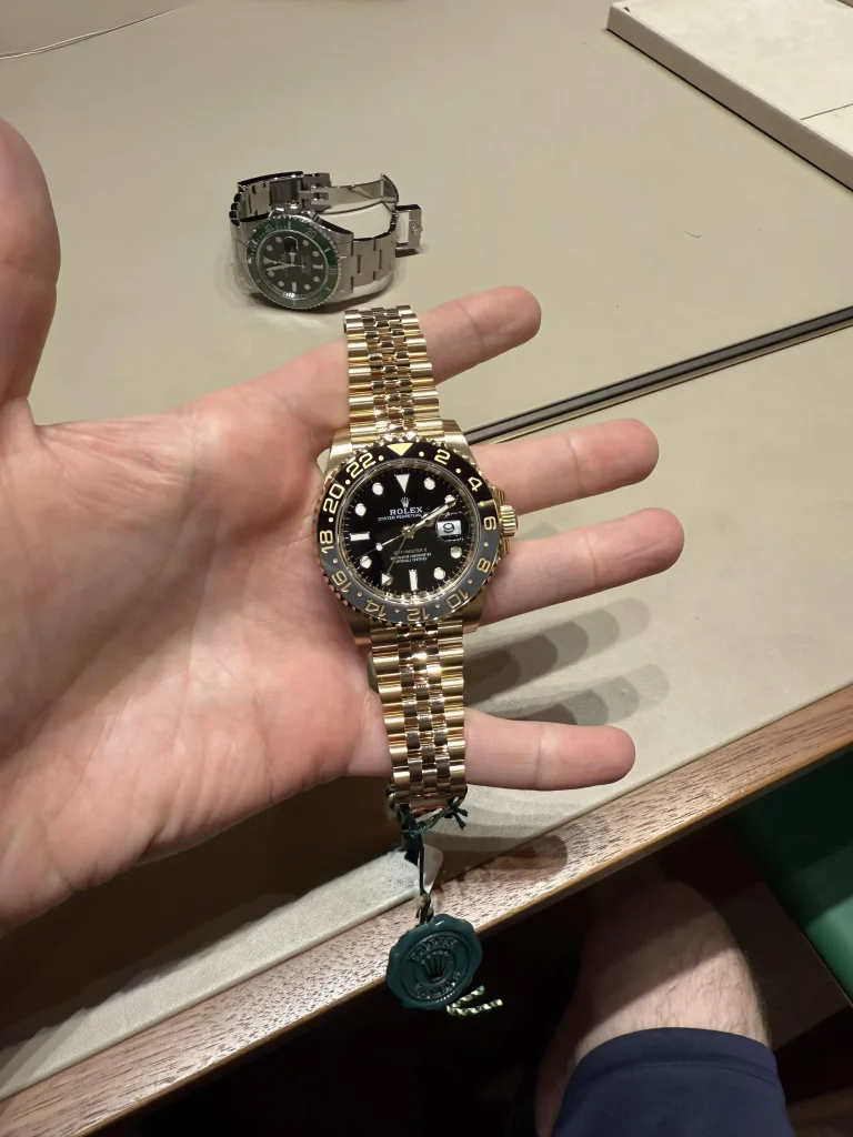 Superclone Rolex GMT-Master II Black Dial “Zombie” 126713GRNR photo review