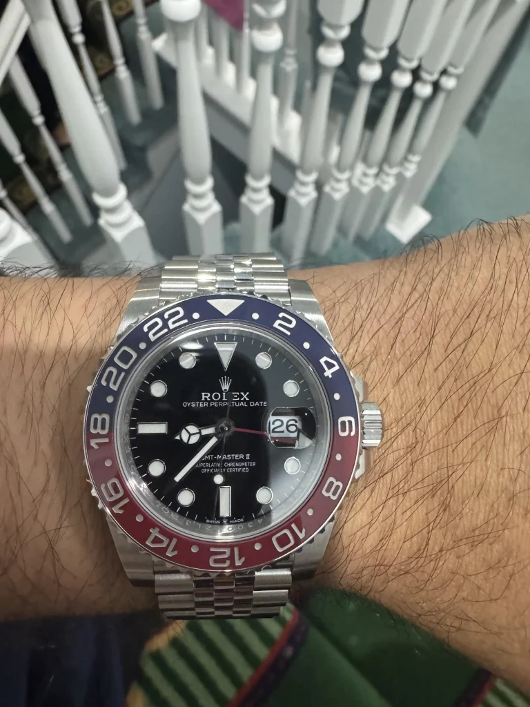 Superclone Rolex GMT-Master II 126710BLRO “Pepsi” Jubilee photo review